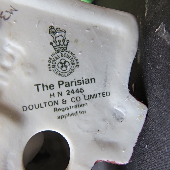 Royal Doulton Figurine - The Parisian HN2445 (Matte) - Picture 7 of 7